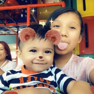 Meet your Posher, Kelly